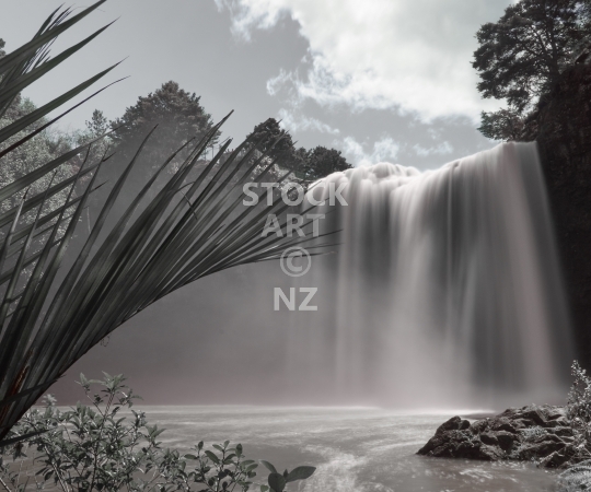 Splashback photo: Whangarei Falls waterfall in Northland - Black & white kitchen splashback photo for standard size 900 x 750 mm